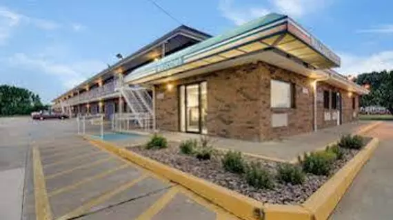 Motel 6 Salina | Kansas - Salina (ve civarı) - Salina