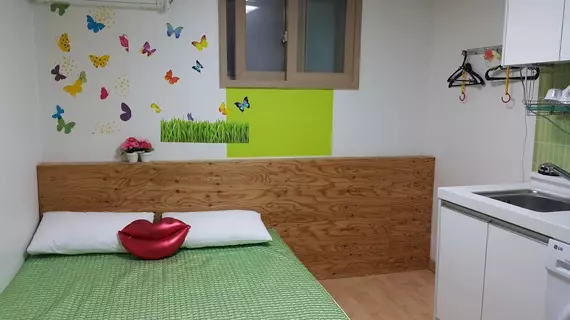 Myeongdong Guesthouse ZZ | Gyeonggi - Seul (ve civarı) - Seul - Myeongdong