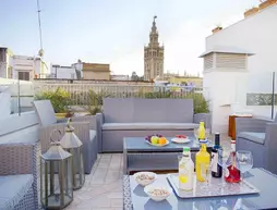 Overland Suites Catedral Luxur | Andalucia - Seville İli - Sevilla - Casco Antiguo