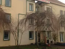 Hotel du Triangle | Grand Est - Moselle (bölge) - Talange