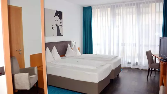 Hotel Herting | Kuzey Ren-Westfalia - Bonn (ve civarı) - Siegburg