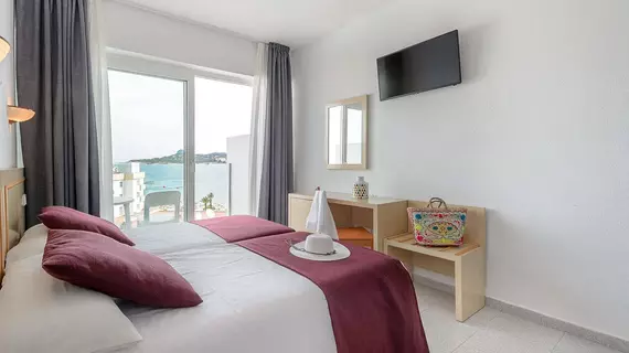 Hotel Playasol Riviera | Balearic Adaları - İbiza Adası - Sant Antoni de Portmany - Cala de Bou