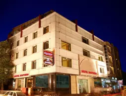 Hotel Southern | Batı Delhi - Ulusal Eyalet Başkenti Delhi - Delhi (ve civarı) - Yeni Delhi - Karol Bagh