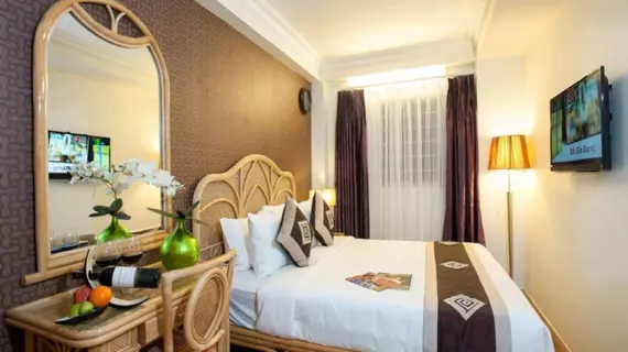 Dragon Palace II Hotel | Binh Duong (vilayet) - Ho Şi Min Şehri (ve civarı) - Ho Chi Minh City - Quận 1 - Ho Chi Minh Şehri Merkezi