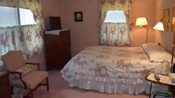 Pheasant Country Inn Bed & Breakfast | Indiana - Lafayette (ve civarı) - Fowler