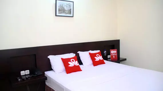 ZEN Rooms Gubeng Kertajaya | Doğu Cava - Surabaya - Gubeng