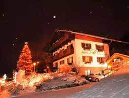 Hotel Rosengarten | Trentino-Alto Adige - Güney Tirol (il) - Dobbiaco