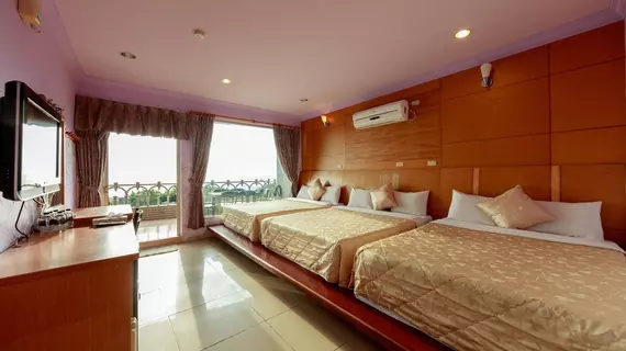 Hua Hung Guest House | Pingtung İlçesi - Hengchun - Eluan - Yelken Kayası Plajı