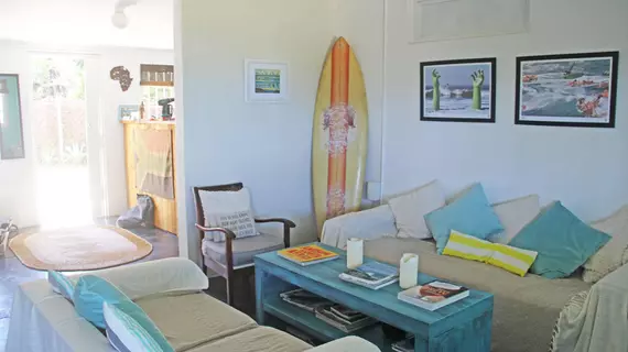 Umzumbe Surf House | KwaZulu-Natal (il) - Hibiscus Coast - Hibberdene