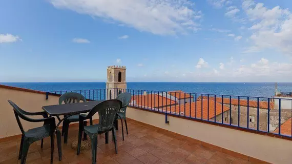 Terrazza Piazzetta | Sicilya - Palermo (vilayet) - Cefalu - Eski Kent