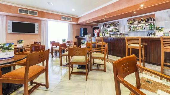 Condes De Alcudia Hotel | Balearic Adaları - Mayorka Adası - Alcudia