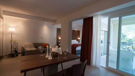 Aparthotel Miramare | Split-Dalmaçya - Makarska - Makarska Tarihi Şehir Merkezi