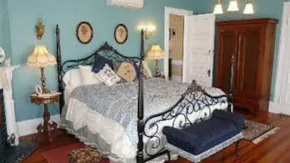 Berkeley House Bed and Breakfast | Virginia - Staunton (ve civarı) - Staunton