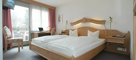 Hotel Surpunt | Maloja District - Graubuenden - Flims