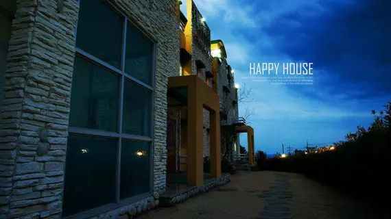 Happy House | Jeju Adası - Seogwipo - Jungmun