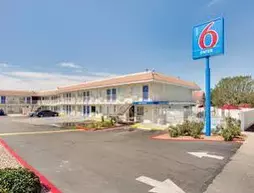 Motel 6 Albuquerque - Carlisle | New Mexico - Albuquerque (ve civarı) - Albuquerque - Albuquerque Merkezi