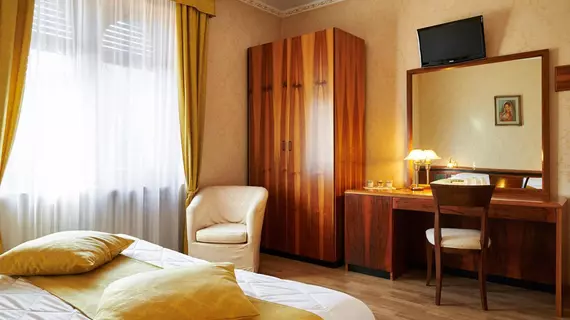 Hotel Villa Delle Ortensie | Lombardy - Bergamo - Sant'Omobono Terme