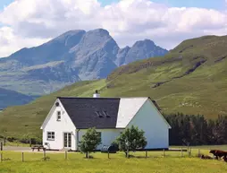 Strath Glebe Bed & Breakfast | İskoçya - Scottish Highlands - Skye Adası