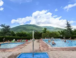 Camping Due Laghi | Trentino-Alto Adige - Trento İli - Levico Terme