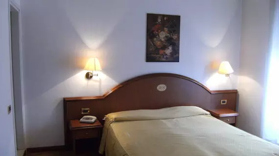 Hotel Europa | Friuli-Venezia Giulia - Udine (vilayet) - Udine