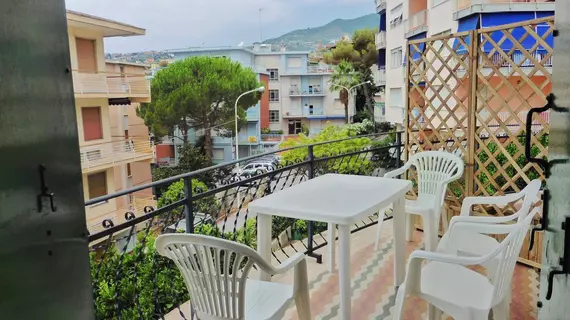 Solaro 53 Apartments | Liguria - Imperia (il) - Sanremo