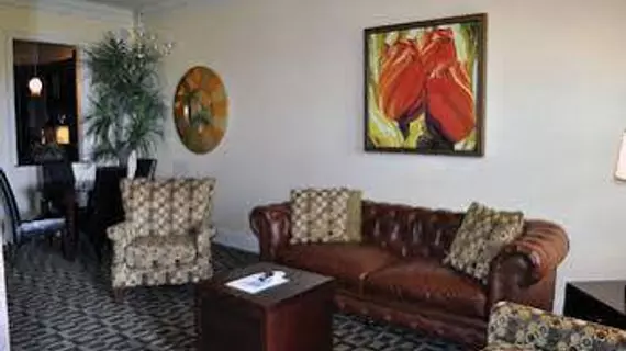 Carriage House Hotel | Louisiana - Lafayette (ve civarı) - Lafayette