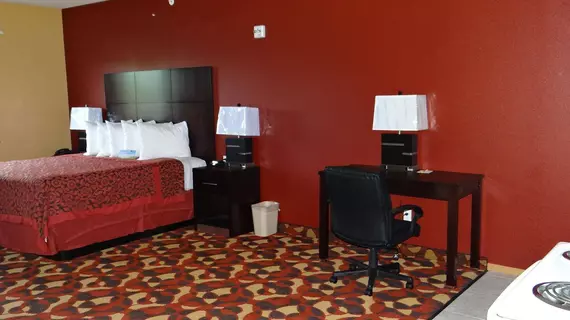 Days Inn and Suites El Dorado | Kansas - Wichita (ve civarı) - El Dorado