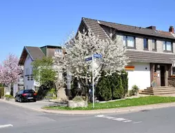 Pension Bella Vista | Kuzey Ren-Westfalia - Essen (ve civarı) - Bochum - Wattenscheid