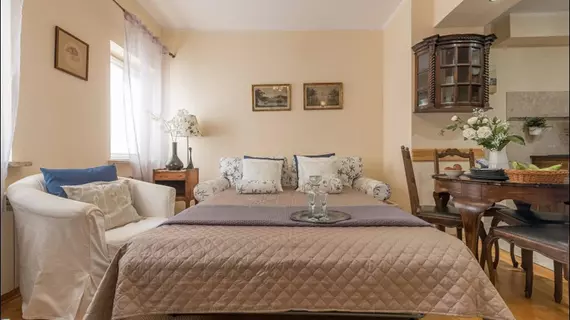 P and O Apartments Plac Zbawiciela | Mazovya Voyvodalığı - Varşova (ve civarı) - Varşova Kent Merkezi - Srodmiescie