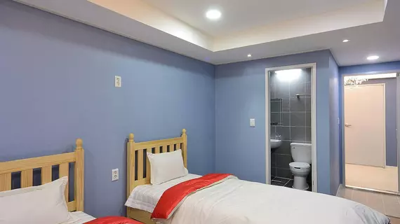 Red Guesthouse | Gyeonggi - Seul (ve civarı) - Seul - Myeongdong