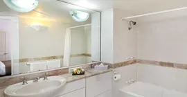 Il Centro Apartment Hotel | Queensland - Cairns - Cairns (ve civarı) - Cairns - Cairns Merkezi İş Bölgesi