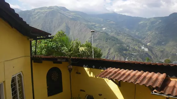 La Casa Amarilla | Tungurahua - Banos