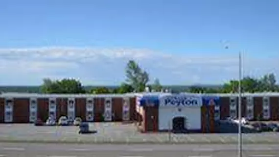 Mount Peyton Hotel | Newfoundland and Labrador - Newfoundland - Grand Falls - Windsor