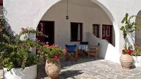 Ostria Studios | Ege Adaları - Santorini