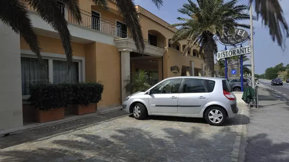 Hotel Ristorante La Lampara | Calabria - Catanzaro (vilayet) - Gizzeria