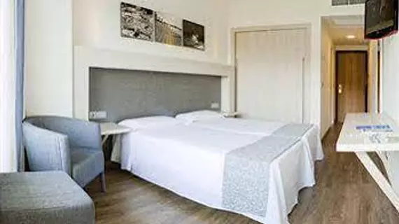 Hotel Beverly Playa | Balearic Adaları - Mayorka Adası - Calvia - Peguera