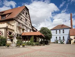 Hotel Brauereigasthof Landwehr-Bräu | Bavyera - Orta Franconia