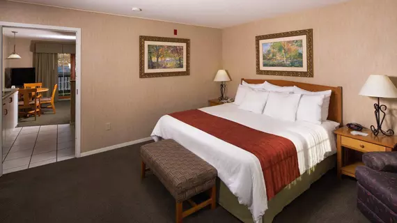 Lakeside Lodge and Suites | Washington - Wenatchee - Lake Chelan (ve civarı) - Chelan