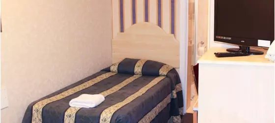 Lampton Guest House | Londra (ve civarı) - Hounslow