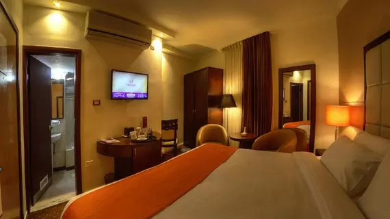 Meneur Hotel | Amman İli - Amman (ve civarı) - Amman