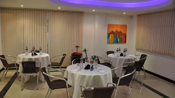 Hotel Americas Luxor | Cundinamarca - Bogota (ve civarı) - Bogota