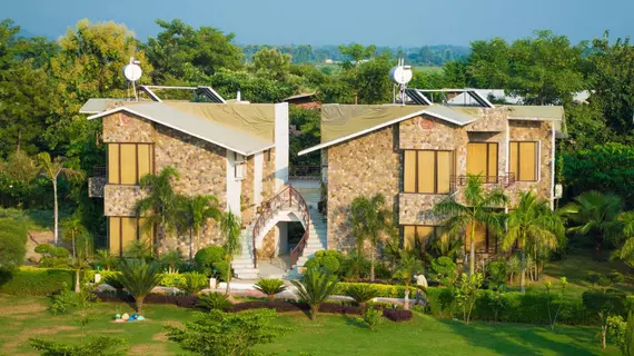 The Roar Resort by Parfait | Uttarkand - Ramnagar