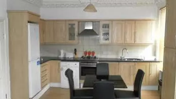 Access Earls Court | Londra (ve civarı) - Kensington - Earl's Court