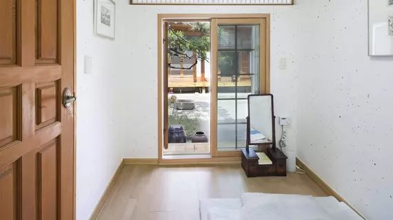 Xiwoo Hanok Guesthouse | Gyeonggi - Seul (ve civarı) - Jongno