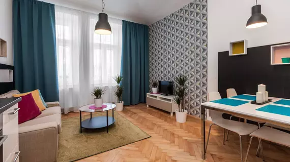 Comfortable Prague Apartments | Prag - Městská čast Praha 7 (en büyük Prag ilçesi) - Holesovice