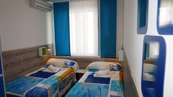 MuchoMadrid Hostel | Madrid Özerk Topluluğu - Madrid (ve civarı) - Madrid