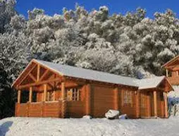 BCC Loch Ness Log Cabins | İskoçya - Scottish Highlands - Inverness