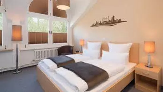 Hotel Morgenland | Berlin (ve civarı) - Steglitz-Zehlendorf - Lichterfelde