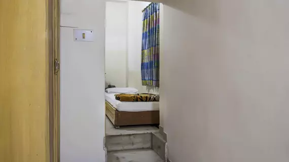 Hotel Sunshine | Batı Delhi - Ulusal Eyalet Başkenti Delhi - Delhi (ve civarı) - Yeni Delhi - Karol Bagh