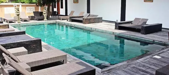 Mirah Hostel | Bali - Kuta - Legian Kent Merkezi